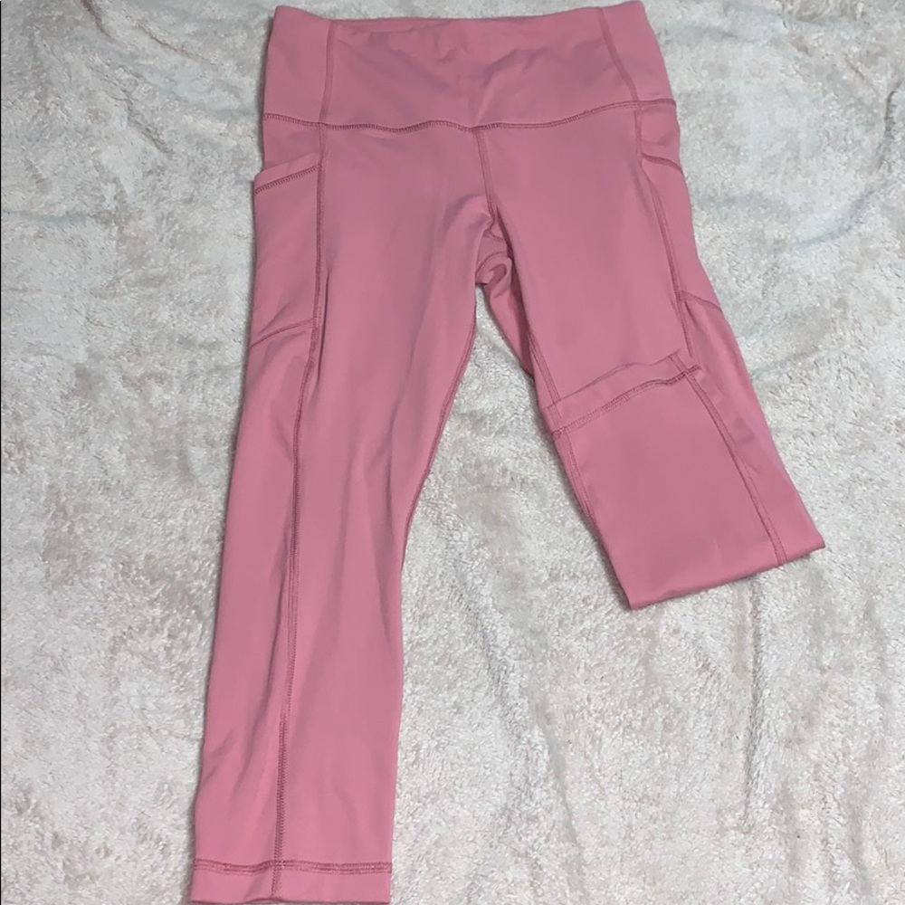 Workout leggings with double pockets